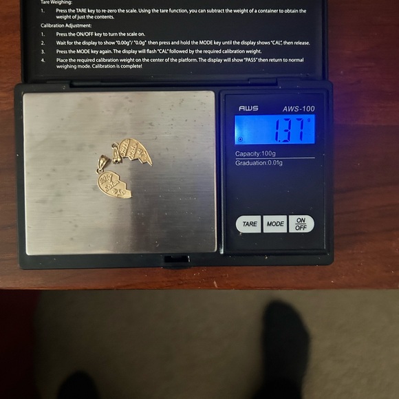 *VINTAGE* Never worn 14k Gold Michael Anthony Sister Pendant Set - Picture 5 of 5